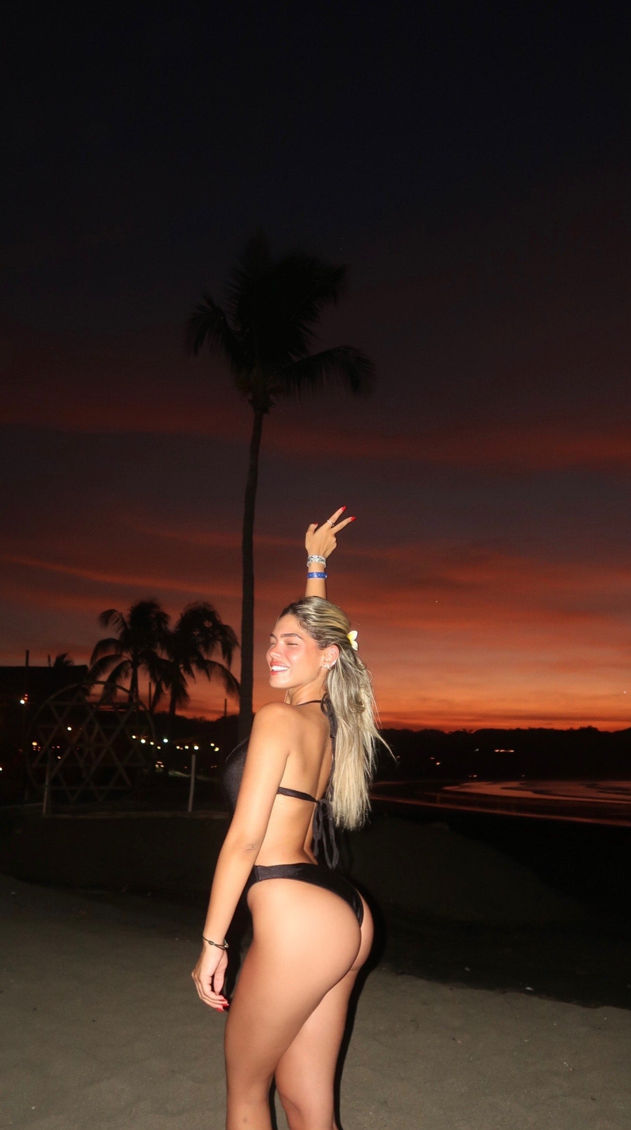 Lula black one piece